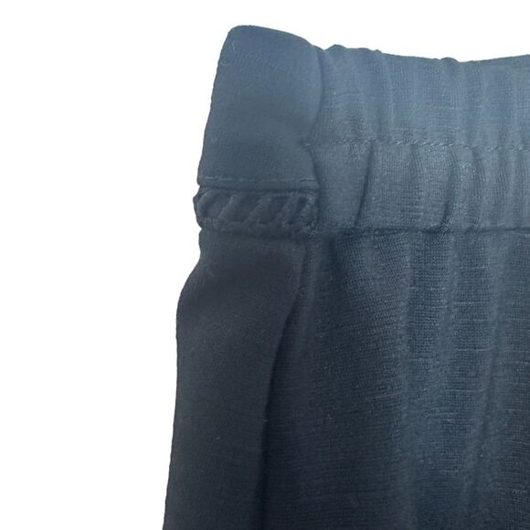 Skies Are Blue Plus Size 1X Black Scalloped Edge Pencil Mini Skirt - Picture 8 of 9